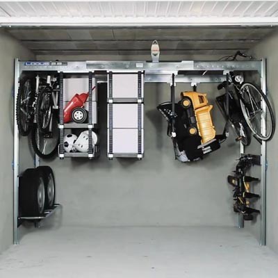 Sistema modular de almacenamiento de garaje: montaje de las puertas
